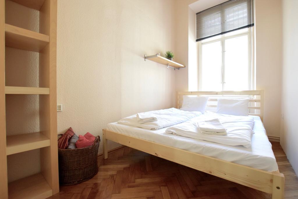 Budget Apartment By Hi5 - Oktober 6 Str 4 Budapest Exterior photo
